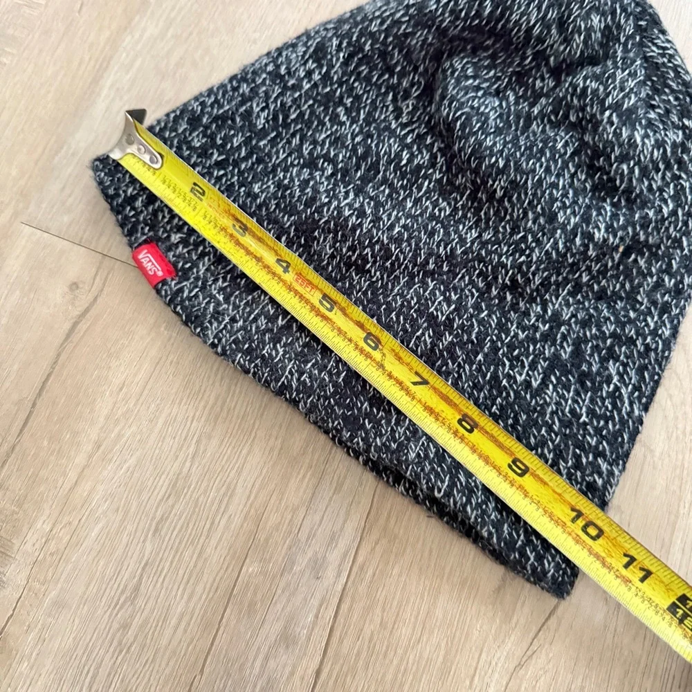 Vans Off the Wall “Core Basics” Knit Beanie Black Heather One Size Unisex‎